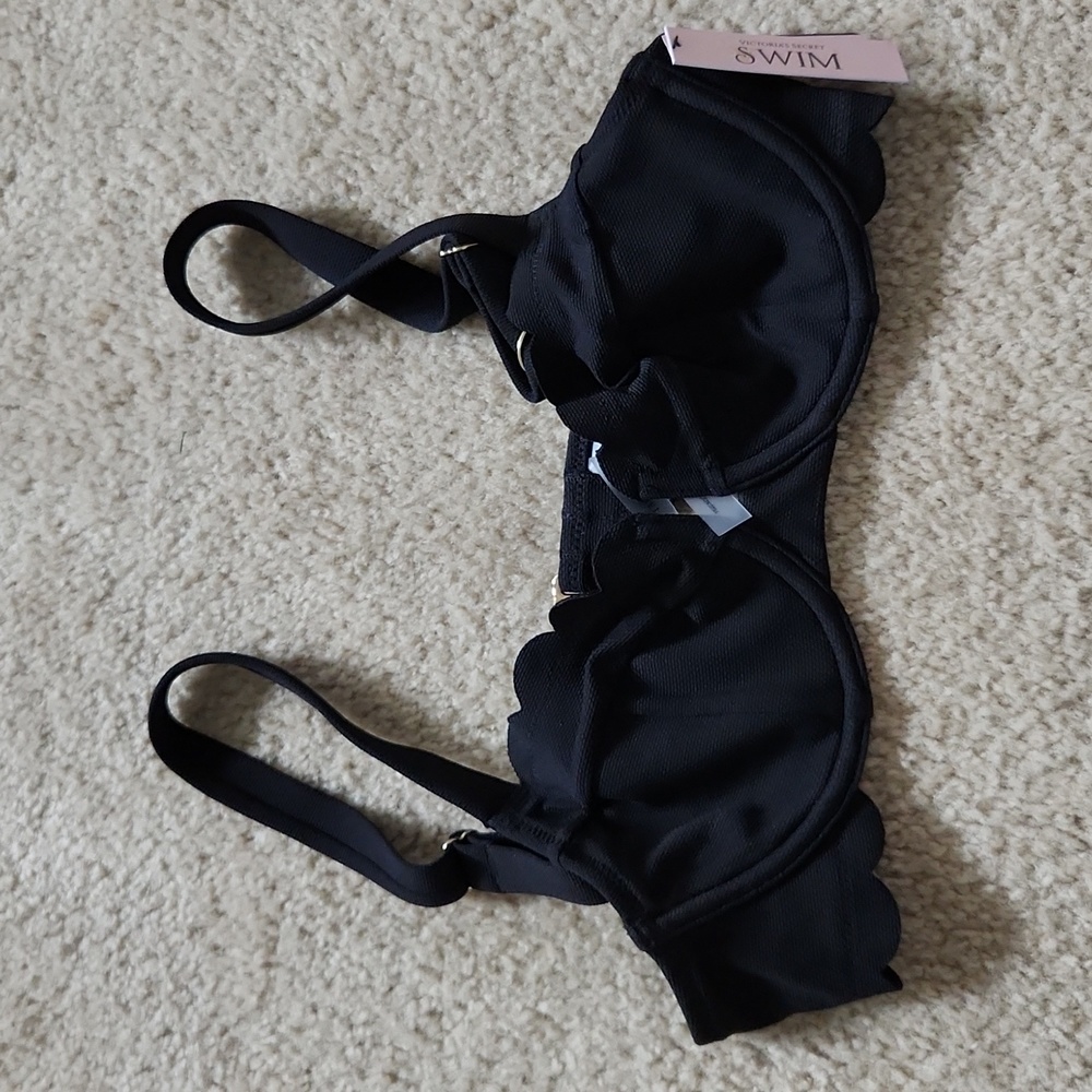 Scallop Full Coverage Bikini Top